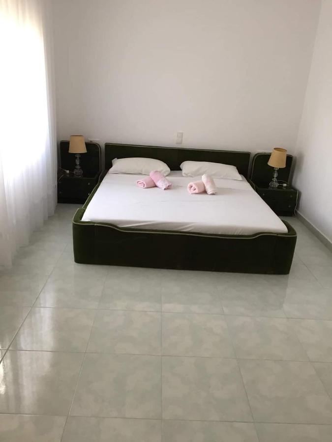 Lolita Villa Калпе Екстериор снимка